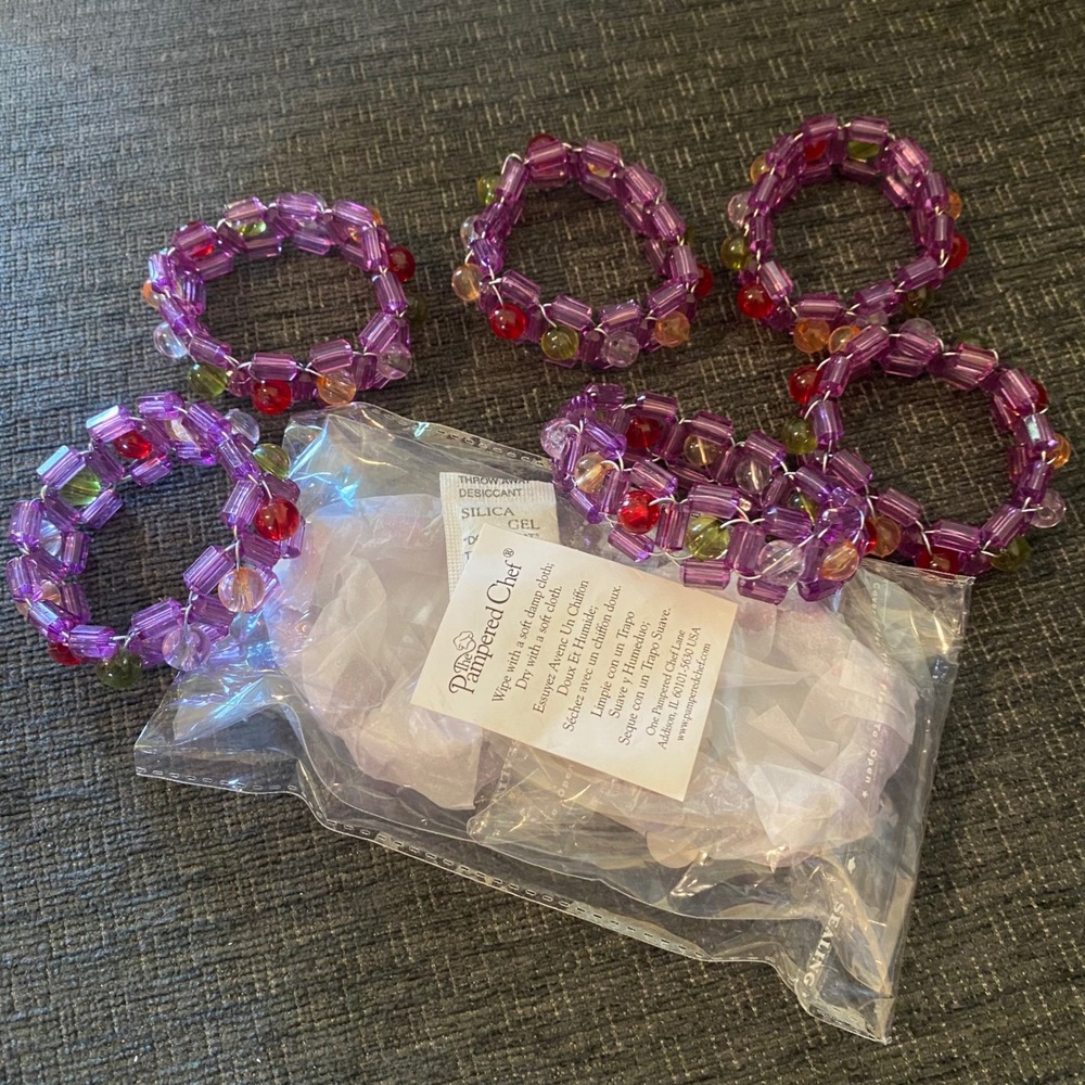 Pampered Chef‎ Beaded Napkin Rings Set of 6 Purple Red Green Amber